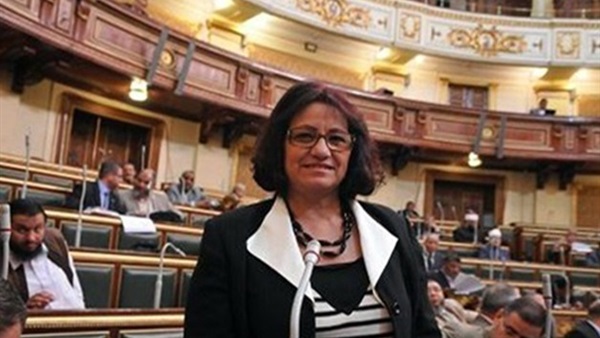 النائبة نادية هنري،