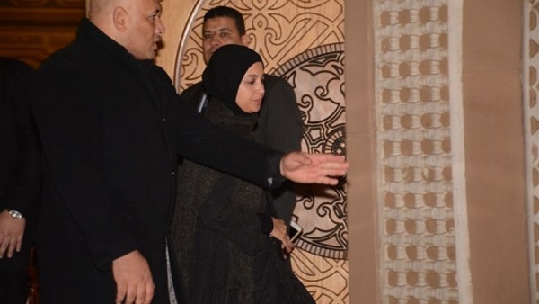 الفنانة حنان ترك