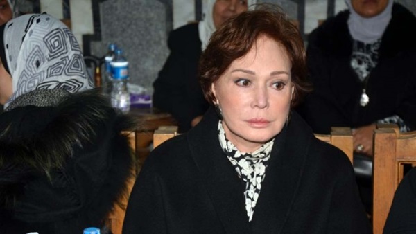 الفنانة القديرة لبلبة