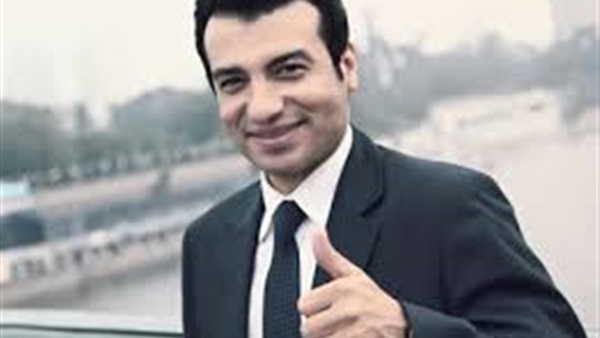 الفنان إيهاب توفيق