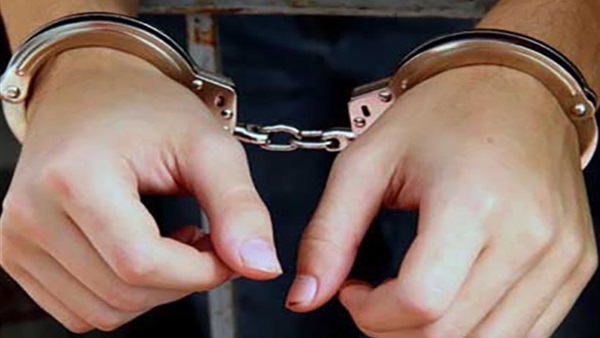 ضبط ربة منزل بتهمة