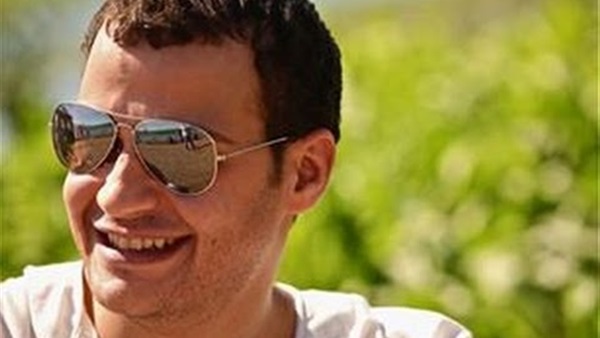 الفنان الشاب محمود