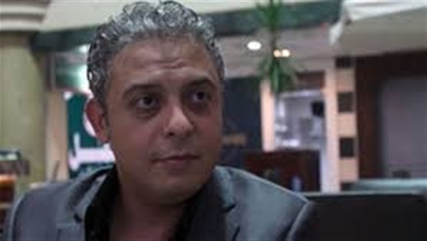 الإعلامي معتز مطر،
