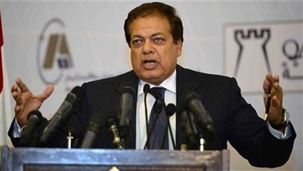 محمد أبو العينين،