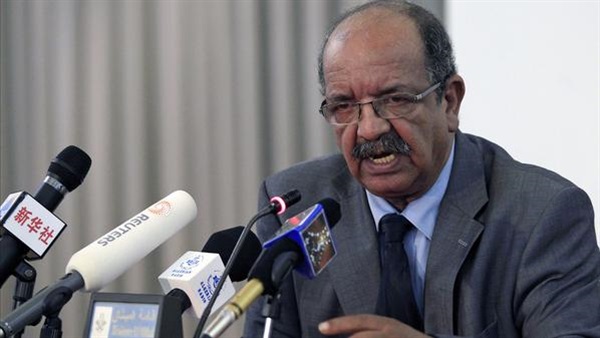 الوزير المكلف بالشؤون