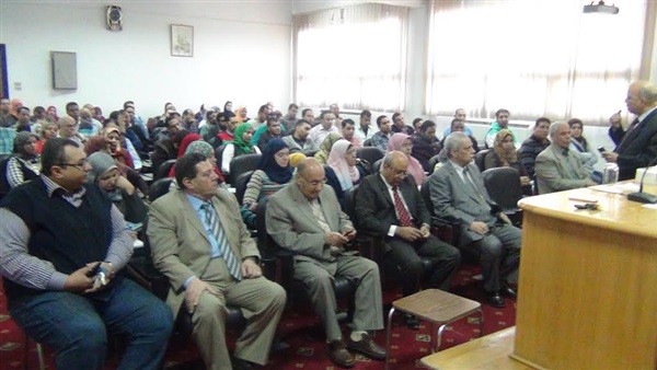 تربية أسيوط تختتم