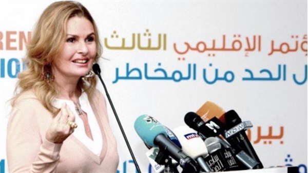  الفنانة القديرة