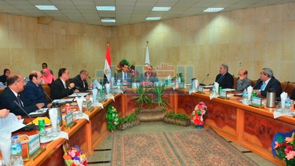 مجلس جامعة أسيوط