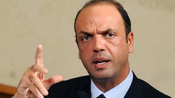 وزير الداخلية الإيطالي