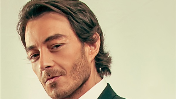 أحمد زاهر