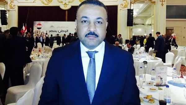 النائب عاطف ناصر