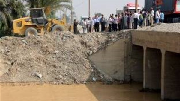مخرات السيول 