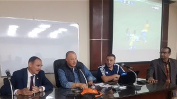 أبو ريدة وعبد الفتاح
