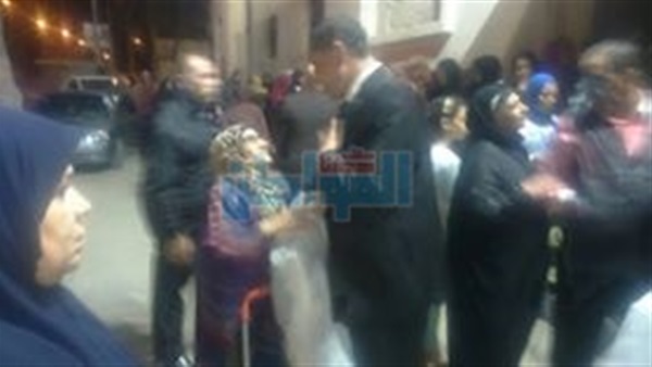 10 الآف بطانية على