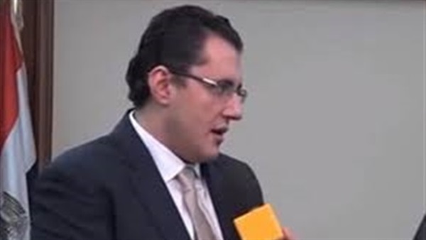 الدكتور خالد مجاهد
