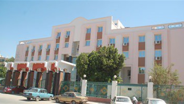 مستشفى سوهاج الجامعي
