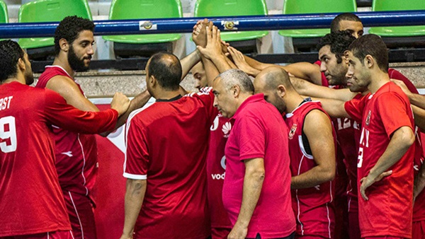 واين أرنولد، لاعب