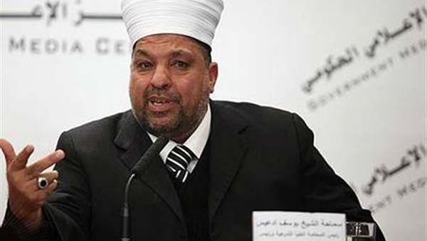 وزير الأوقاف والشؤون