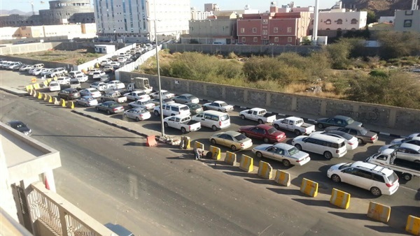 تحويلات مرورية بمحور