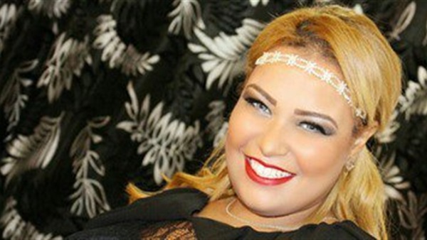 الفنانة ويزو
