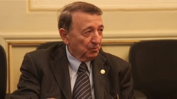 العالم مصطفى السيد