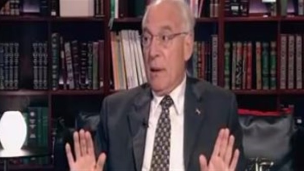 الدكتور فاروق الباز