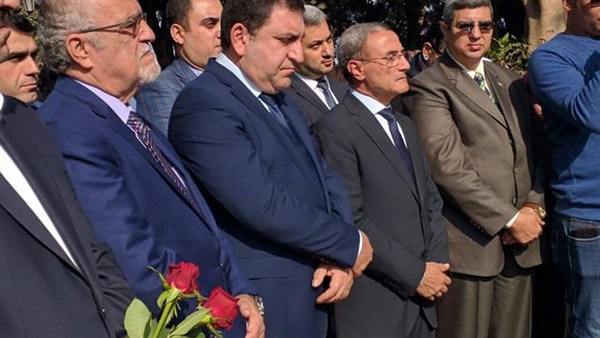 محافظ القليوبية يستقبل