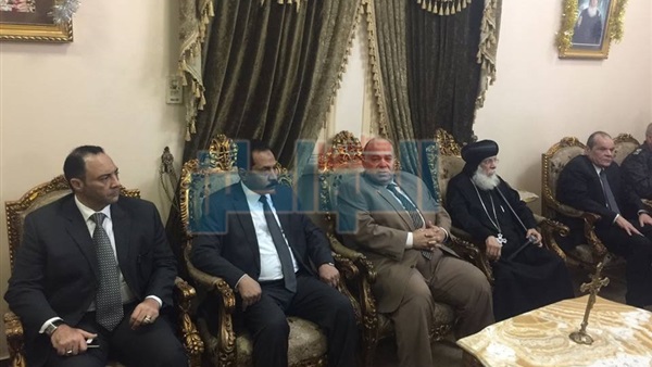 محافظ الدقهلية يقدم