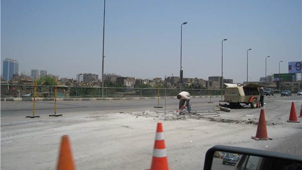 اصلاحات بأحد الكباري
