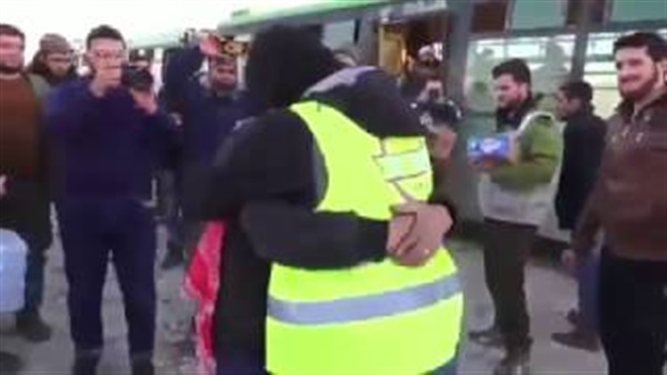 سوري بشقيقة في تركيا