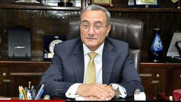مطالبات برحيل محافظ