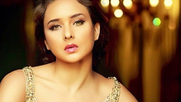 الفنانة نيللي كريم