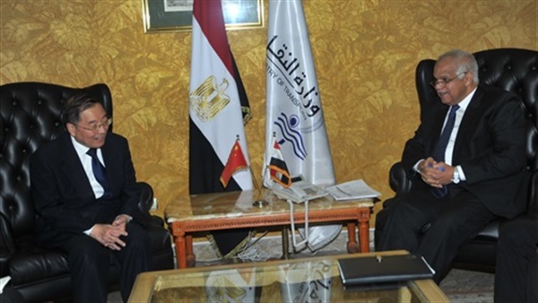 لقاء وزير النقل للسفير