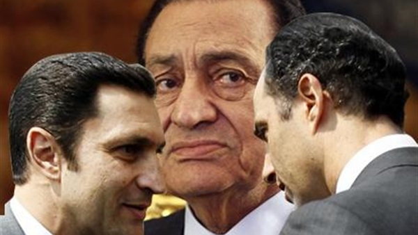 مبارك وأولاده 