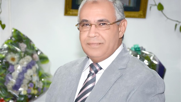 الدكتور حسن صلاح