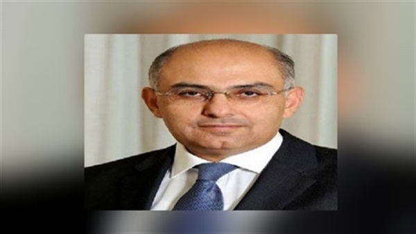 السفير أشرف سلطان