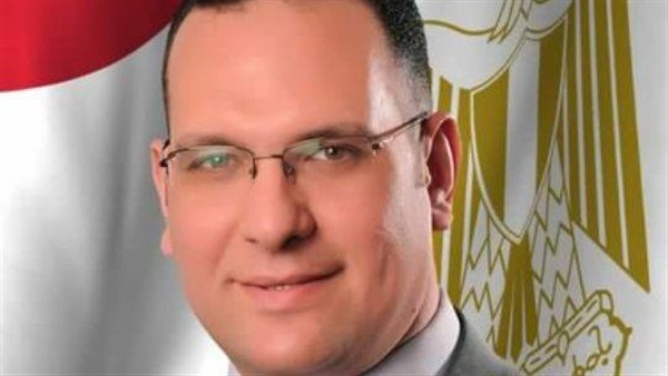 الدكتور أحمد إدريس