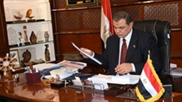 وزير القوى العاملة