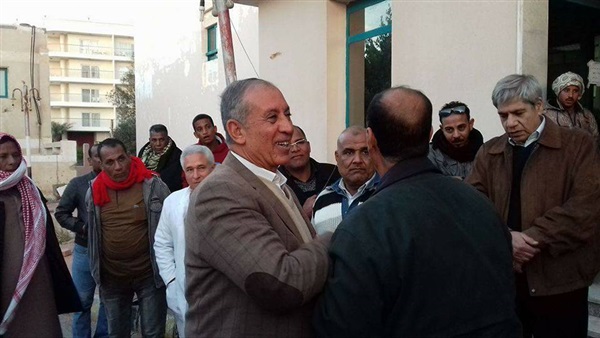 محافظ البحر الأجمر