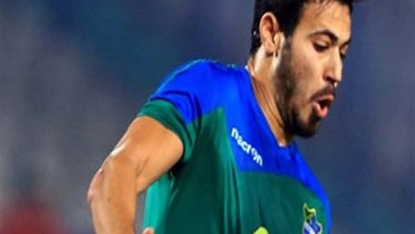 احمد سامي مدافع فريق