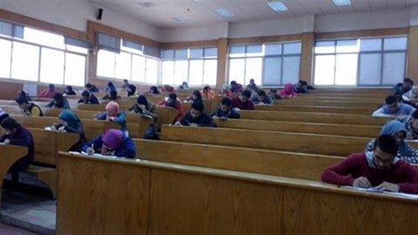 لجان امتحانات
