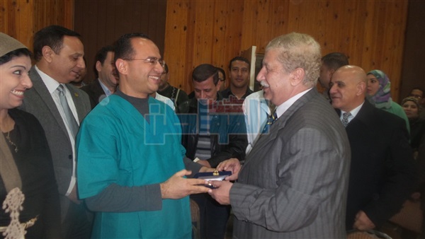محافظ الأسماعلية