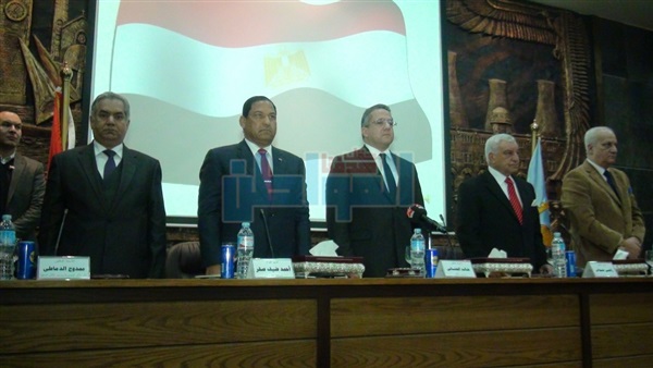  وزير الآثار يفتتح