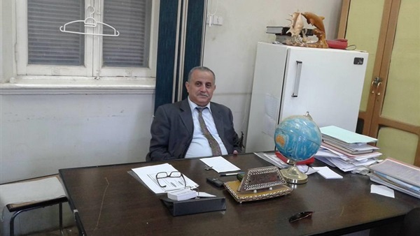 الأستاذ الدكتور سيد