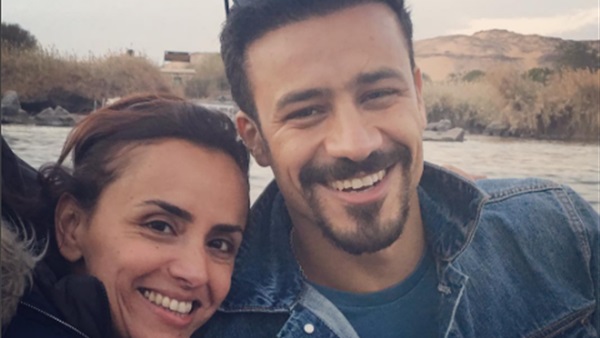 علا رشدي وزوجها