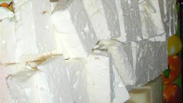 ضبط طن جبن بيضاء