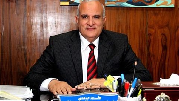 الدكتور إبراهيم عبد