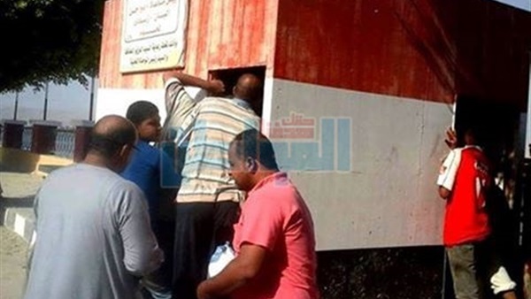 وصول عدد من كراتين