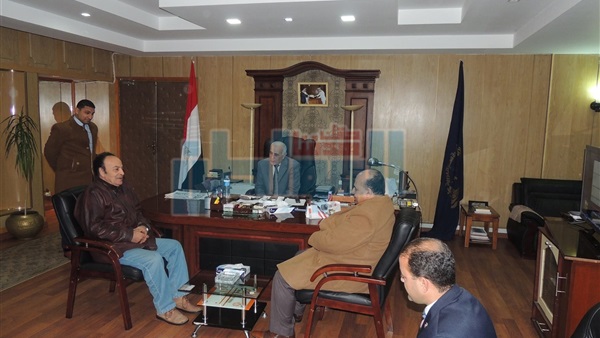 تهنئة وفد من كلية