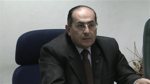 الدكتور أيمن عبد